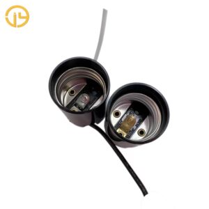 Front view of JY-2602 black phenolic E26 lampholder