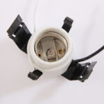 JY-2605 ceramic lamp socket with bracket and wires
