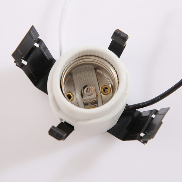 JY-2605 ceramic lamp socket with bracket and wires