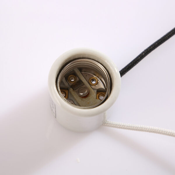 Side marking of JY-2607 UL listed E26 lamp socket